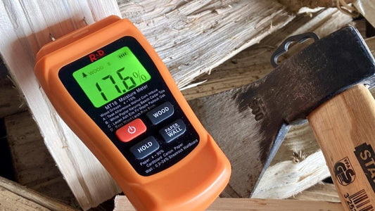 Hoe meet je de vochtigheid van brandhout?